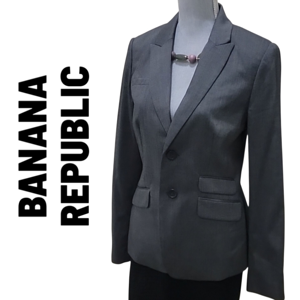 Banana Republic Women's Grey Blazer size 10 in Great Condition